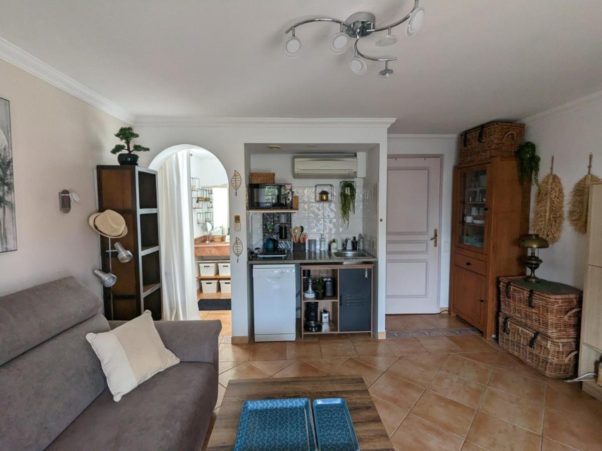 L'Instant Mer - Bord De Mer - Studio Avec Grand Jardin A La Capte Hyères Eksteriør bilde